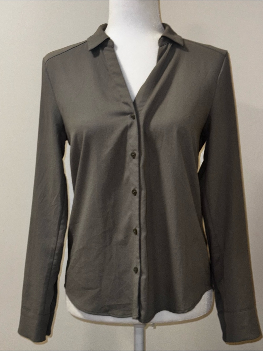 H&M Gray Button Down Long Sleeve Blouse Size 4